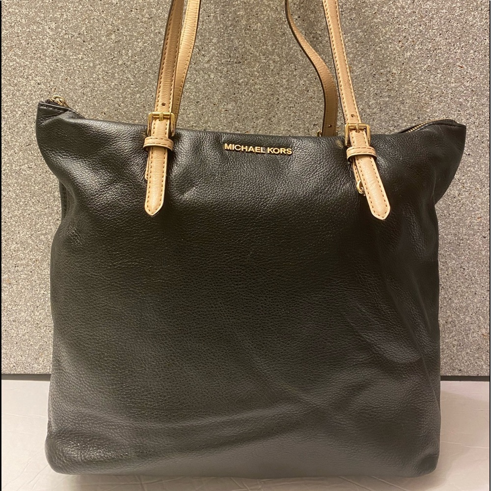 Michael Kors Soft Leather Tote Shoulder Bag Carryall